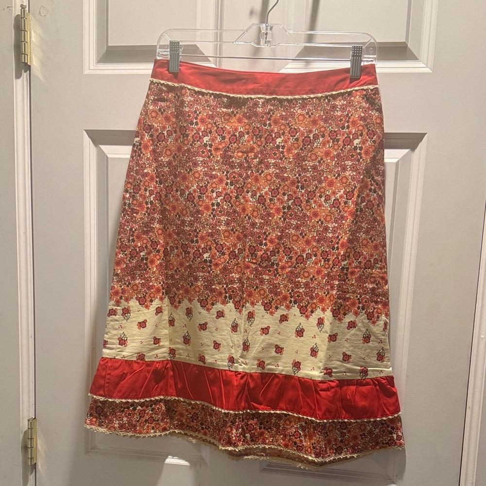 Moth Red and Cream Floral A-Line Skirt